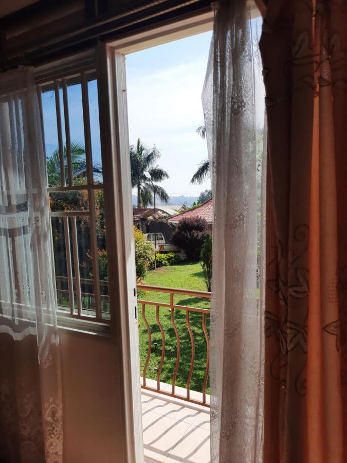Airport Side Hotel Entebbe Exterior photo