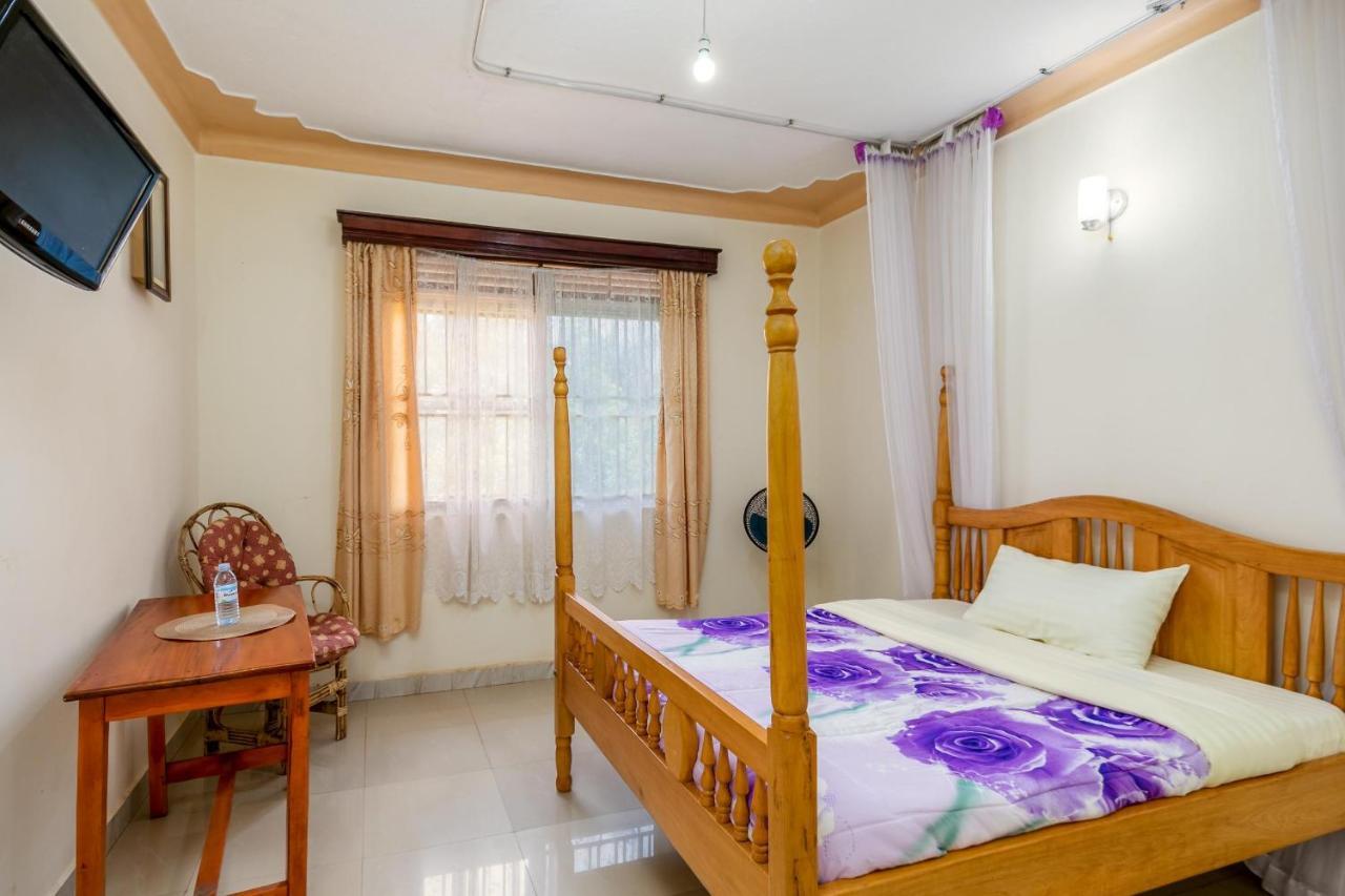 Airport Side Hotel Entebbe Exterior photo